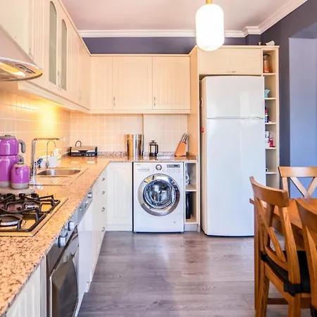 شقة Flat W Shared Pool And Balcony In فتحية